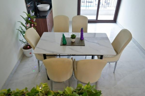LeafyInn Premium 2BHK Apartment-Khanapara